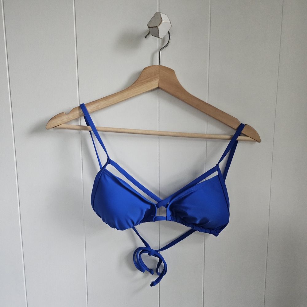 ☆ EXPRESS Royal Blue Strappy Bikini Top